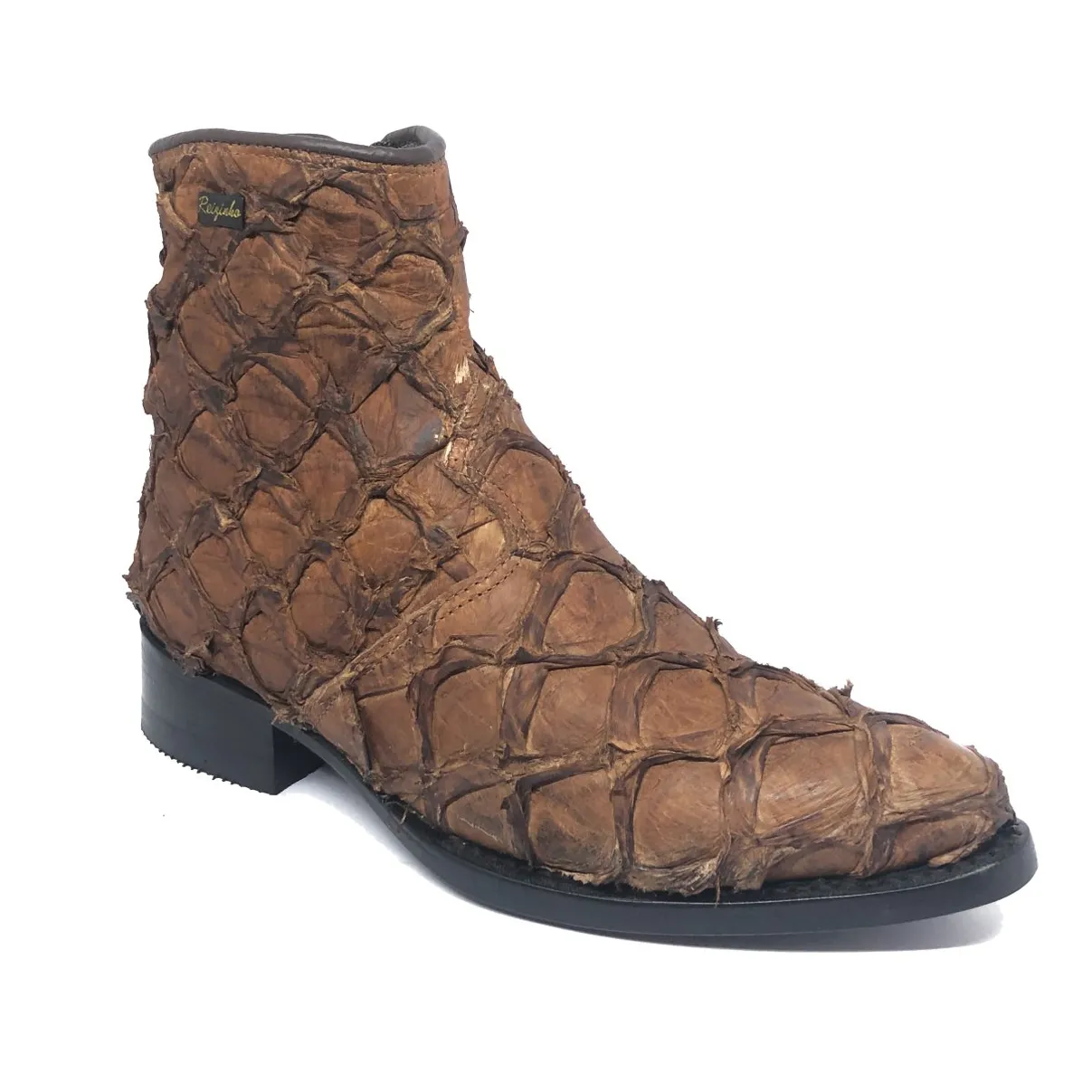 Bota Texana Reizinho Premium de Couro Legítimo de Pirarucu Dry Leaf - Cano Curto, Bico Fino Arredondado - Solado de Couro Artesanal