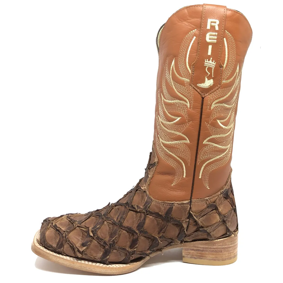 Bota Texana Reizinho Premium de Couro Legítimo de Pirarucu Dry Leaf LIMITED EDITION - Cano Alto, Bico Quadrado - Solado de Couro Artesanal
