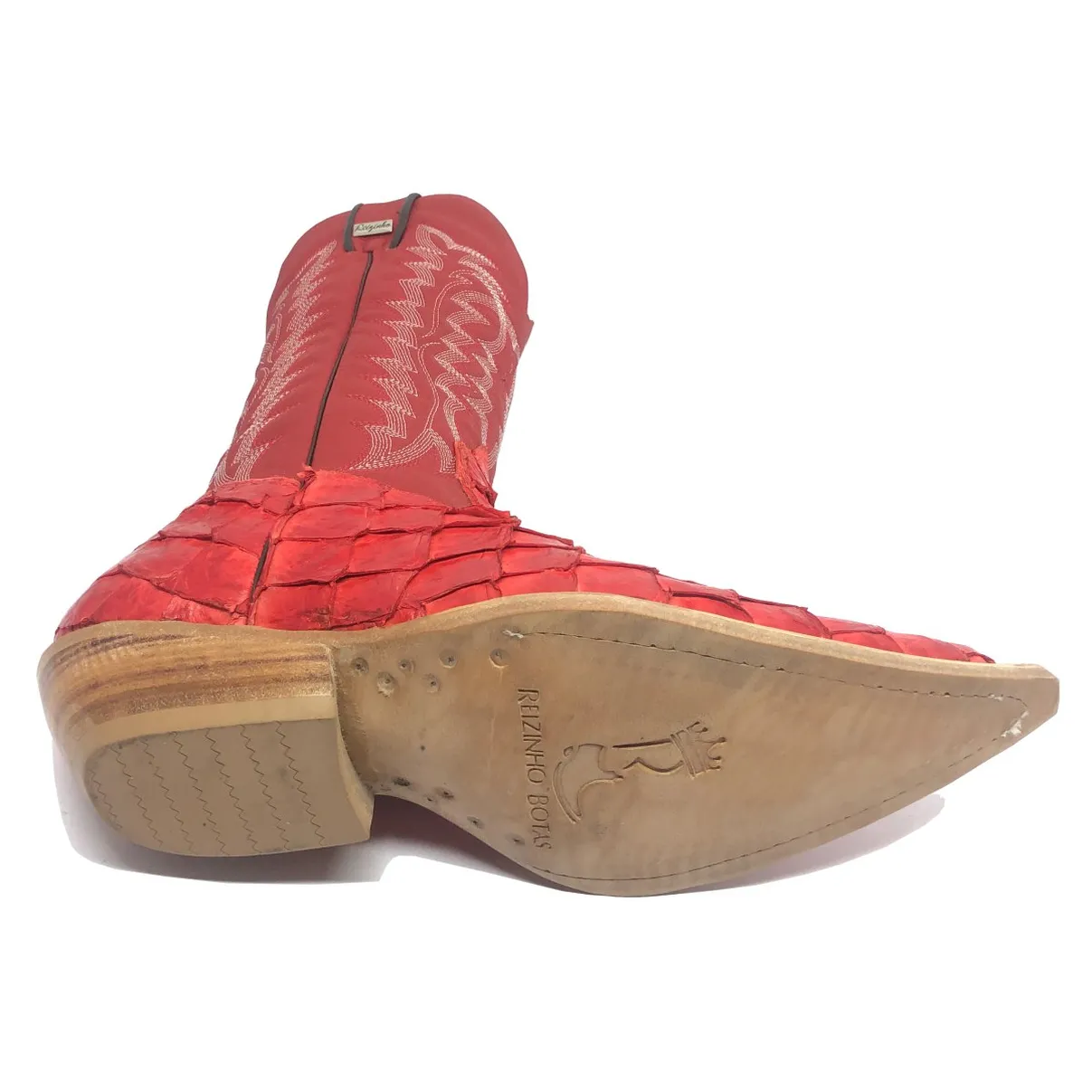 Bota Texana Reizinho Premium de Couro Legítimo de Pirarucu Red LIMITED EDITION - Cano Alto, Bico Fino - Solado de Couro 