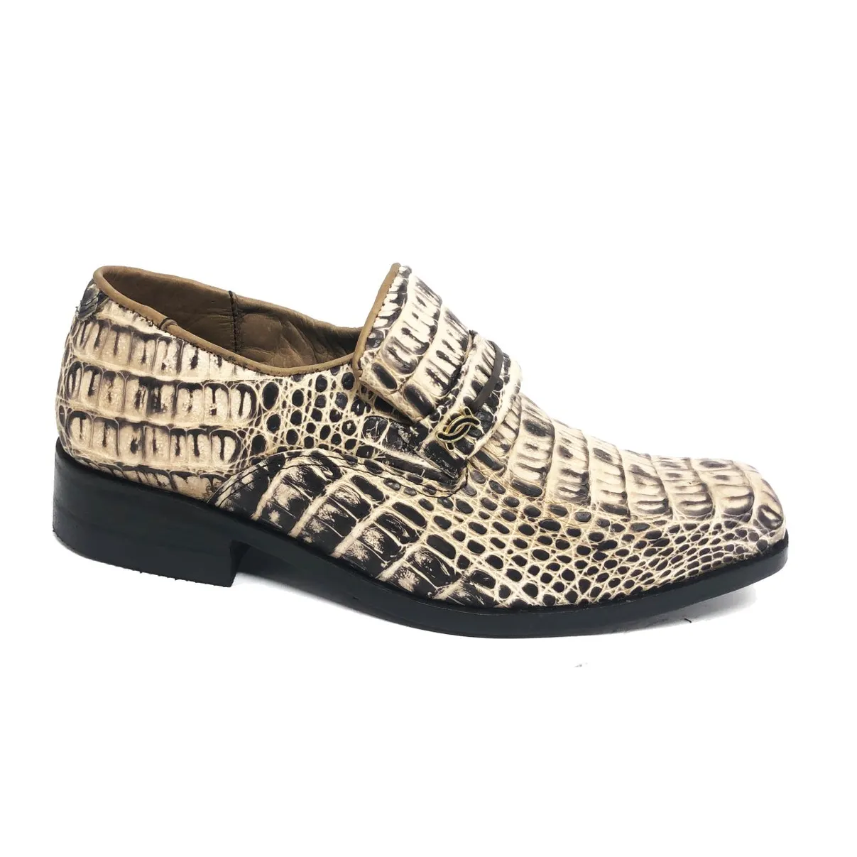 Sapato SOCIAL Reizinho Premium de Couro de Jacaré Desert Quest LIMITED EDITION - Cano Curto, Bico Quadrado Médio - Solado de Couro Artesanal