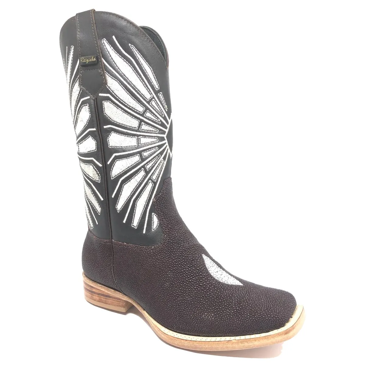 BOTA DE ARRAIA CAFÉ - CANO ALTO, BICO QUADRADO, ​SOLADO DE COURO ARTESANAL