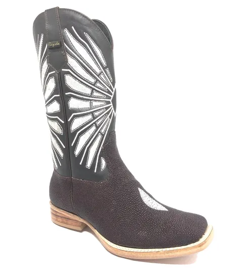 BOTA DE ARRAIA CAFÉ - CANO ALTO, BICO QUADRADO, ​SOLADO DE COURO ARTESANAL