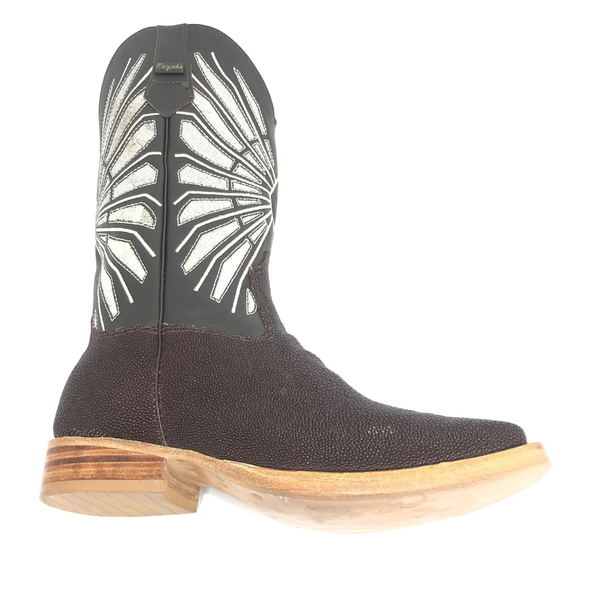BOTA DE ARRAIA CAFÉ - CANO ALTO, BICO QUADRADO, ​SOLADO DE COURO ARTESANAL