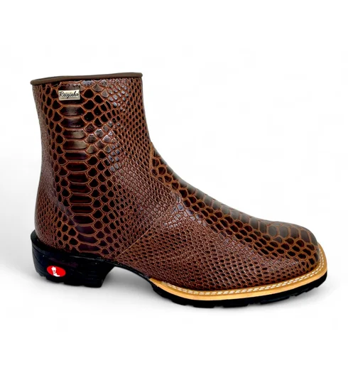 Bota Texana De Couro Bovino Imitação de Cobra Marrom - Cano Curto Zíper, Bico Quadrado - Solado Flex Comfort | Reizinho