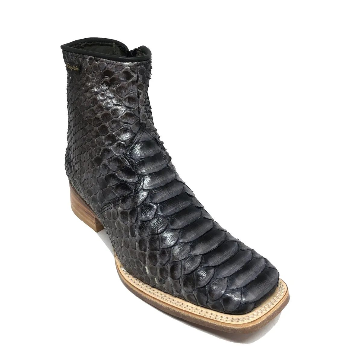 Bota de Cobra Python Luxo Black - CANO CURTO, BICO QUADRADO, ​SOLADO DE COURO ARTESANAL