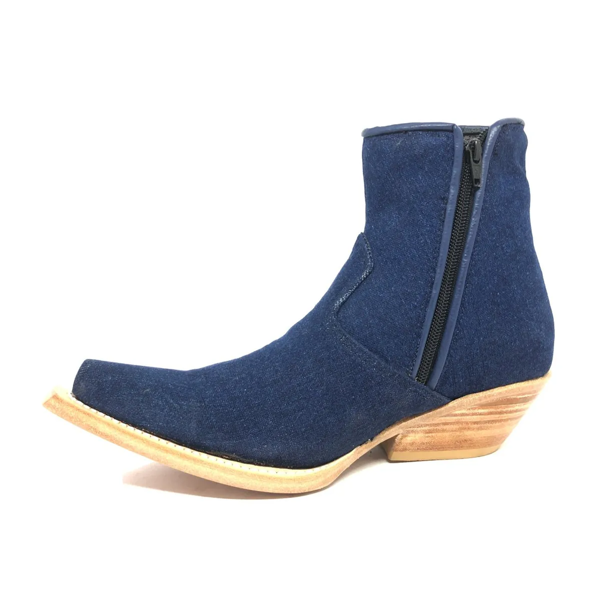 Bota Bovino Jeans Azul - Cano Curto, Bico Fino, Solado de Couro Artesanal