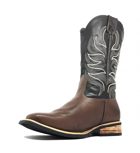 Bota de Couro Bovino Marrom Reforçada - 3 COSTURAS - CANO CURTO, BICO QUADRADO, ​SOLADO X-FLEX ARTESANAL