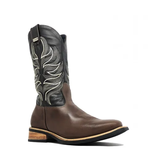 Bota de Couro Bovino Marrom Reforçada - 3 COSTURAS - CANO ALTO, BICO QUADRADO, SOLADO X-FLEX ARTESANAL
