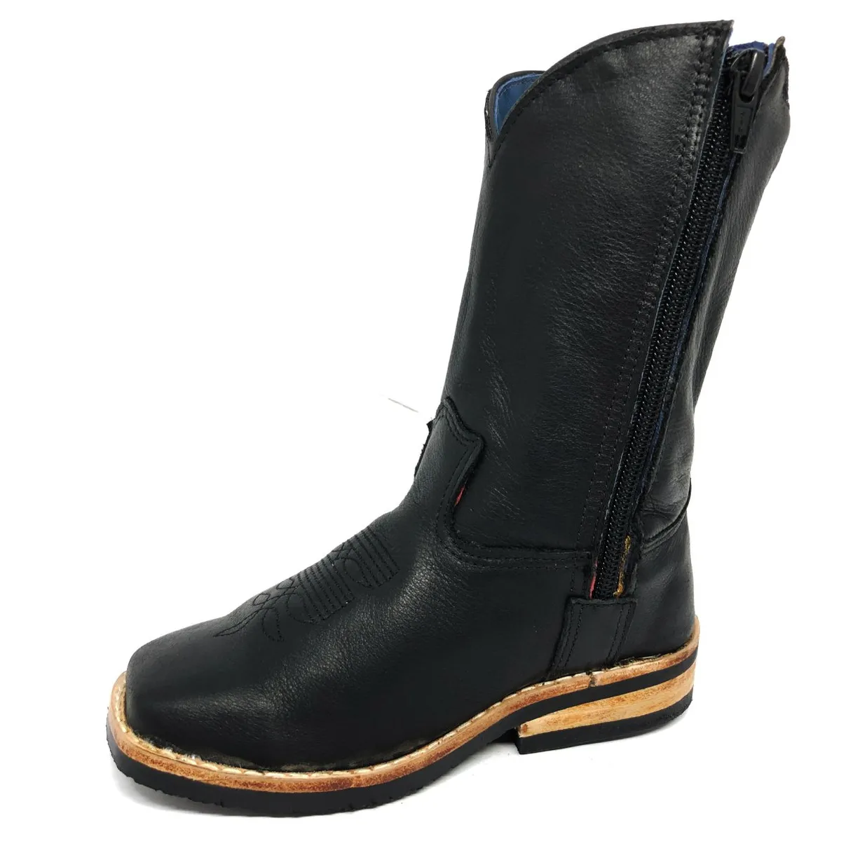 BOTA DE COURO BOVINO PRETO INFANTIL - CANO MÉDIO, BICO QUADRADO, ​SOLADO X-FLEX ARTESANAL