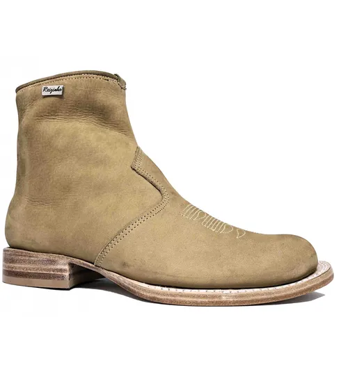 Bota de couro bovino Bufalada Marfim - CANO CURTO, BICO REDONDO, SOLADO DE COURO ARTESANAL