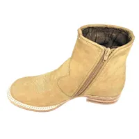 Bota de couro bovino Bufalada Marfim - CANO CURTO, BICO REDONDO, SOLADO DE COURO ARTESANAL - imagem 3