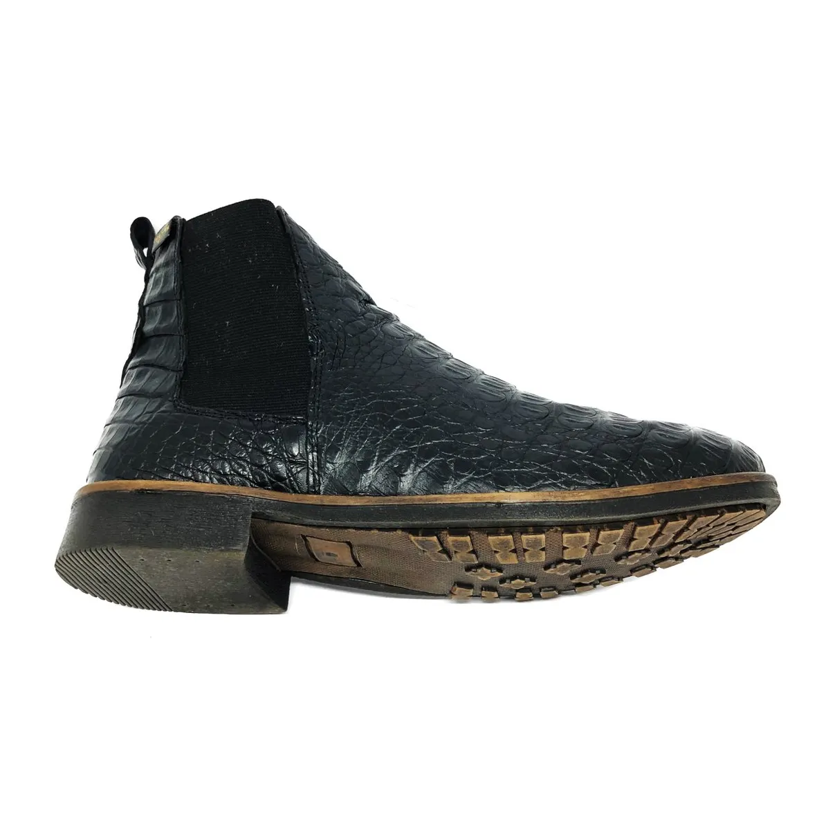 Bota de Couro de Jacaré Preto Casual Premium - CANO CURTO, BICO REDONDO, ​SOLADO FLEX COMFORT