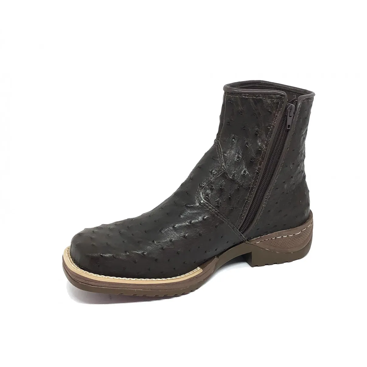 Bota de Avestruz Cheio Marrom - CANO CURTO, BICO QUADRADO, SOLADO JUMP