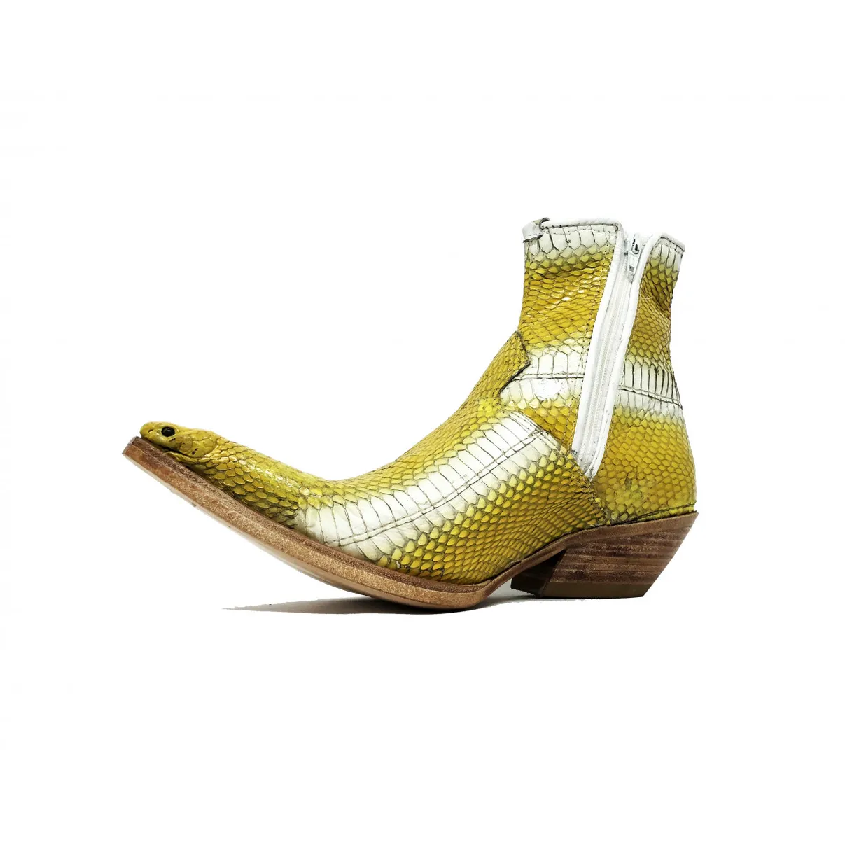 Bota de Cobra Naja Amarela com Cabeça - CANO CURTO, BICO FINO, ​SOLADO DE COURO ARTESANAL