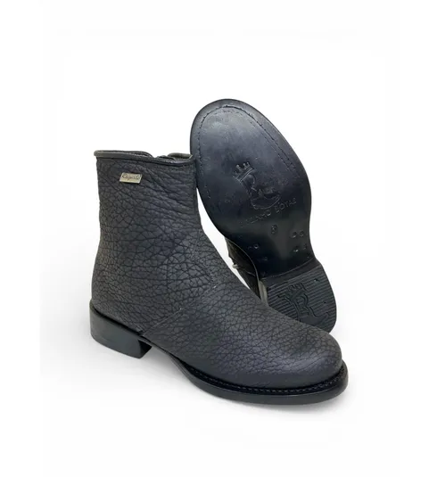 Bota Texana Reizinho Premium de Couro Legítimo de Bisão Preto - Cano Curto Zíper, Bico Redondo - Solado de Couro Artesanal