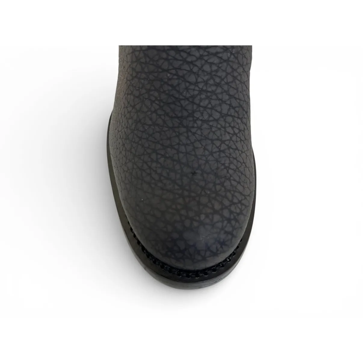 Bota Texana Reizinho Premium de Couro Legítimo de Bisão Preto - Cano Curto Zíper, Bico Redondo - Solado de Couro Artesanal