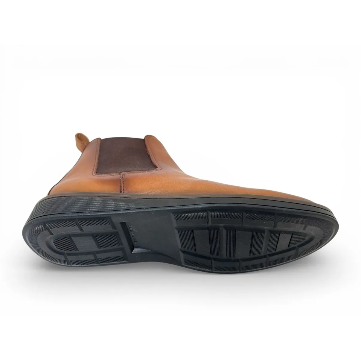 Bota Chelsea Alfa de Couro Bovino Marrom Havana - Cano Curto Elástico, Bico Redondo | Reizinho Botas