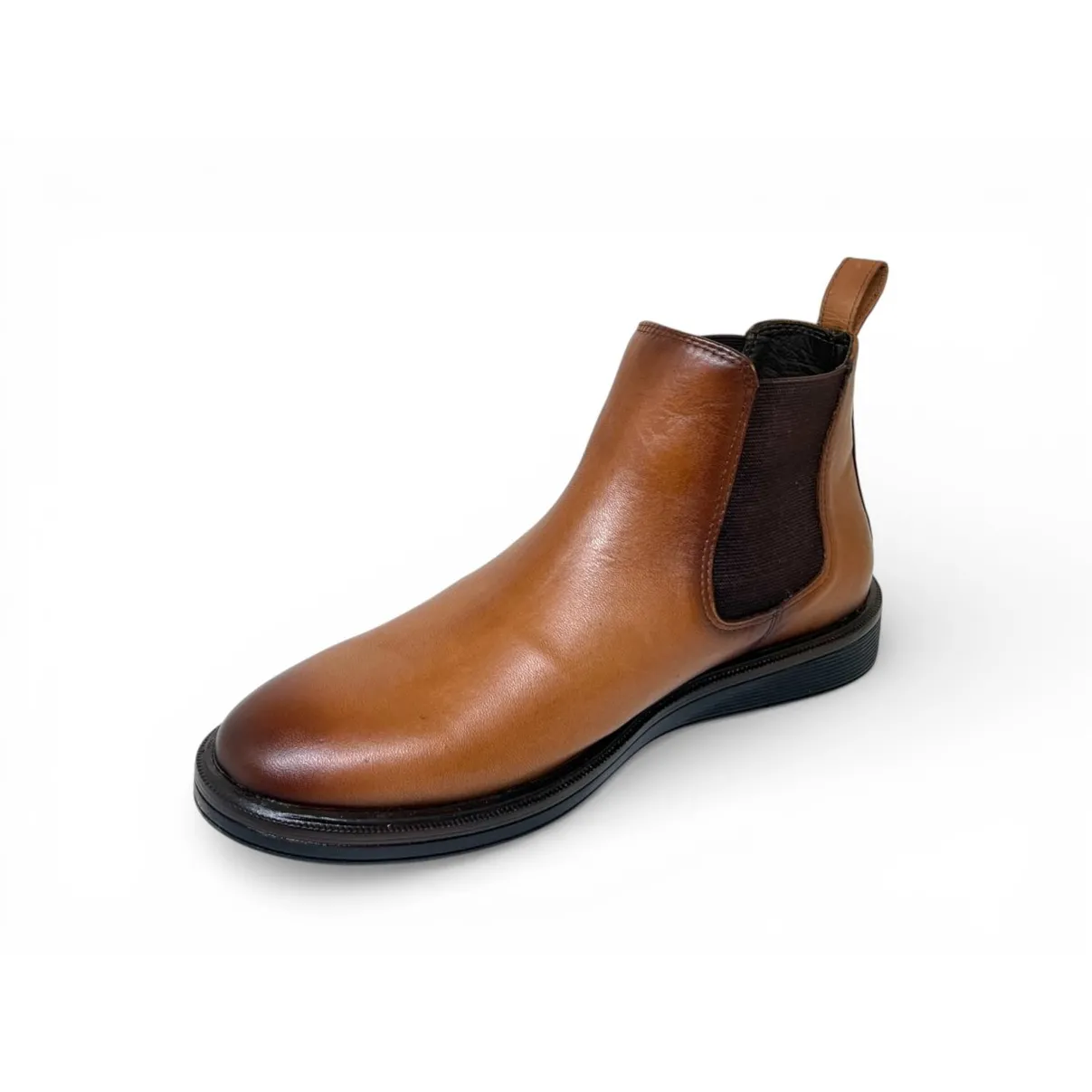 Bota Chelsea Alfa de Couro Bovino Marrom Havana - Cano Curto Elástico, Bico Redondo | Reizinho Botas
