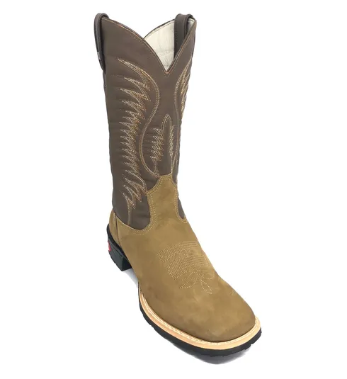 Bota de Couro Bovino Bufalada Marfim - Cano Alto, Bico Quadrado, Solado Flex Comfort