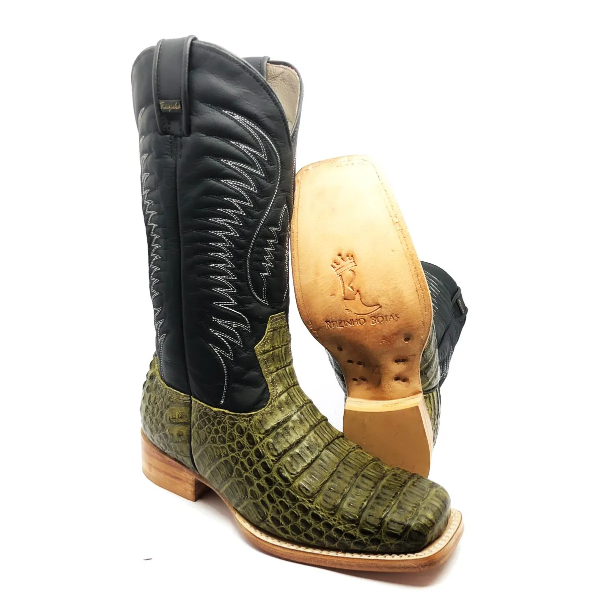 Bota Reizinho Premium Couro De acaré Verde Musgo Limited Edition - Cano Alto, Bico Quadrado, Solado Couro Artesanal