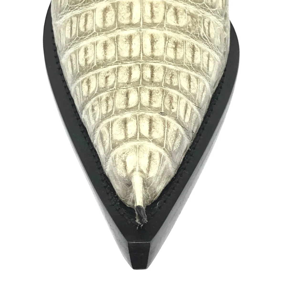 Bota Reizinho Premium Couro De Jacaré Ice Storm Limited Edition - Cano Alto, Bico Fino, Solado Couro Artesanal