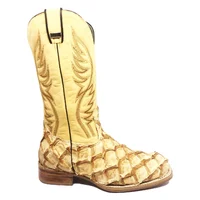 Bota Reizinho Premium Couro De Pirarucu Dry Cream Limited Edition - Cano Alto, Bico Quadrado Solado Couro Artesanal - imagem 8