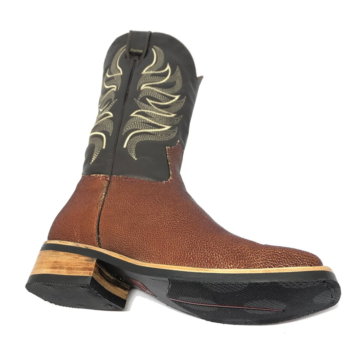 Bota de Couro de Arraia Evok - Cano Alto, Bico Quadrado, SOLADO X-FLEX ARTESANAL