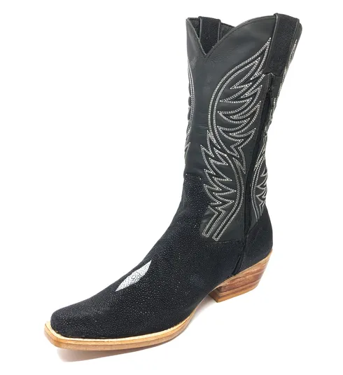 Bota de Couro de Arraia Preta - Cano Alto, Bico Fino Quadradinho, SOLADO DE COURO ARTESANAL