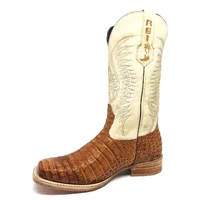 Bota Reizinho Premium Couro De Jacaré Havana Limited Edition - Cano Alto, Bico Quadrado, Solado De Couro Artesanal - imagem 6