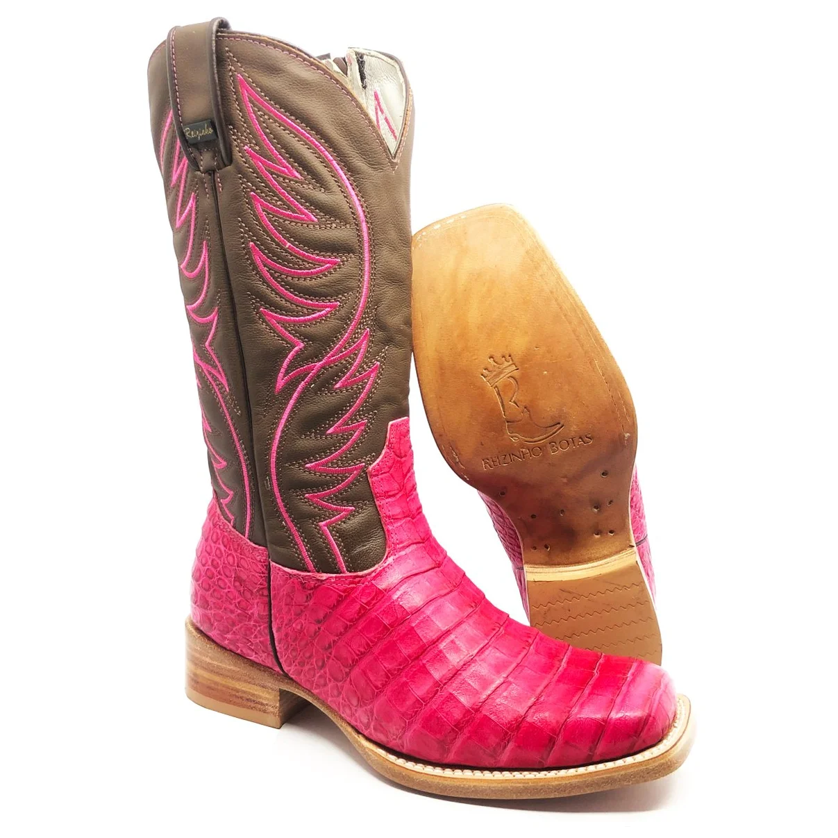 Bota Reizinho Premium Couro De Jacaré Rosa Pink Limited Edition - Cano Alto, Bico Quadrado, Solado De Couro Artesanal