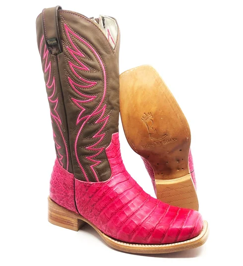 Bota Reizinho Premium Couro De Jacaré Rosa Pink Limited Edition - Cano Alto, Bico Quadrado, Solado De Couro Artesanal