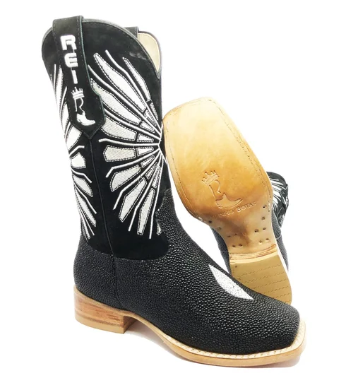 Bota Reizinho Premium Couro De Arraia Preta Limited Edition - Cano Alto, Bico Quadrado, Solado De Couro Artesanal