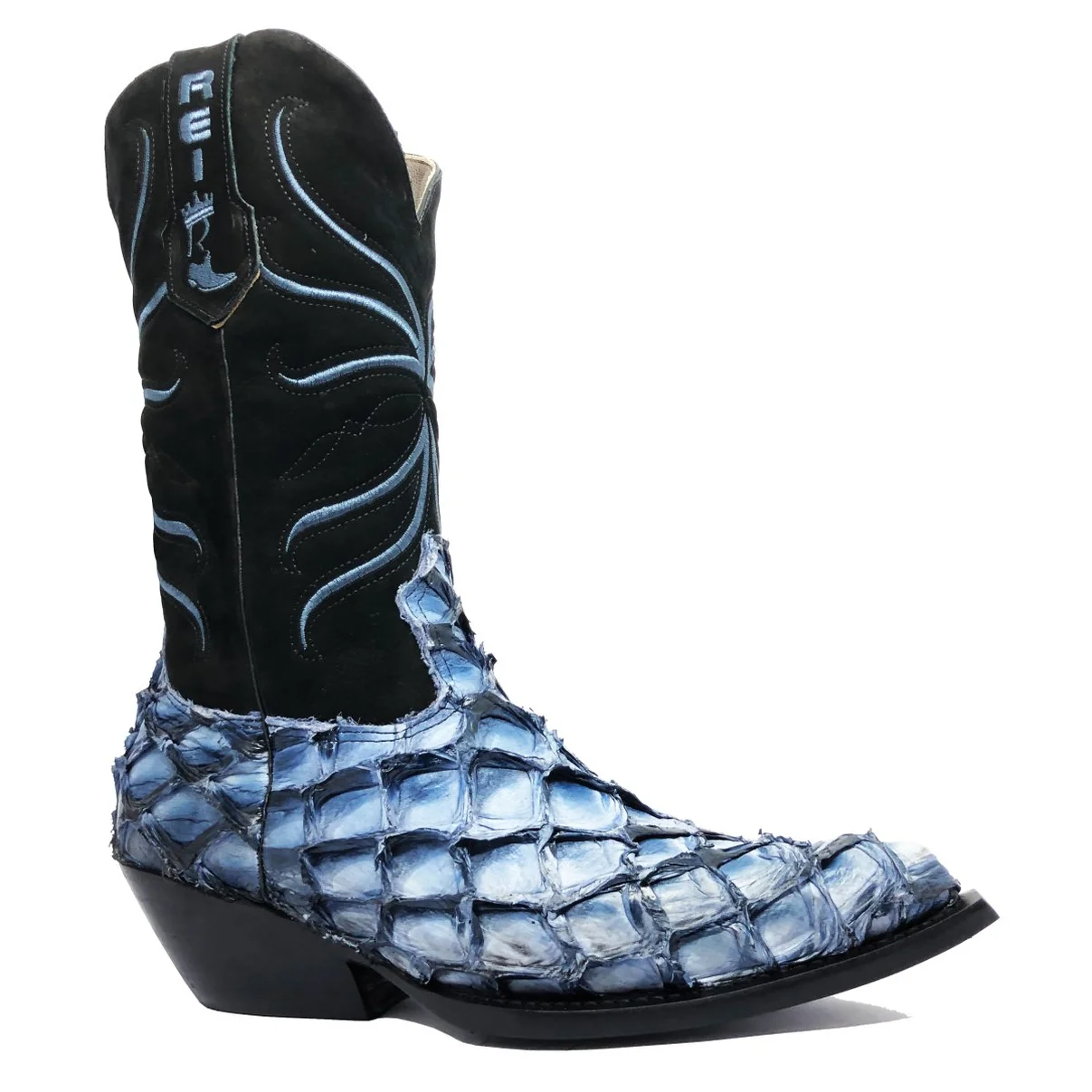 Bota Reizinho Premium Couro De Pirarucu Light Blue Limited Edition - Cano Alto, Bico Quadrado, Solado De Couro Artesanal