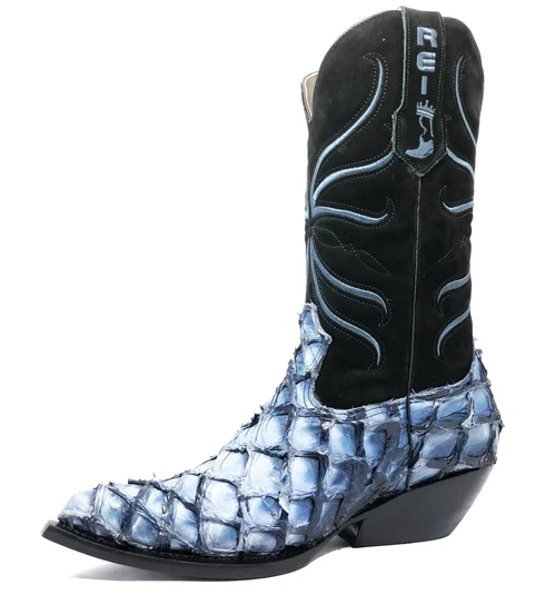 Bota Reizinho Premium Couro De Pirarucu Light Blue Limited Edition - Cano Alto, Bico Quadrado, Solado De Couro Artesanal