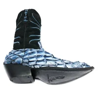 Bota Reizinho Premium Couro De Pirarucu Light Blue Limited Edition - Cano Alto, Bico Quadrado, Solado De Couro Artesanal - imagem 8