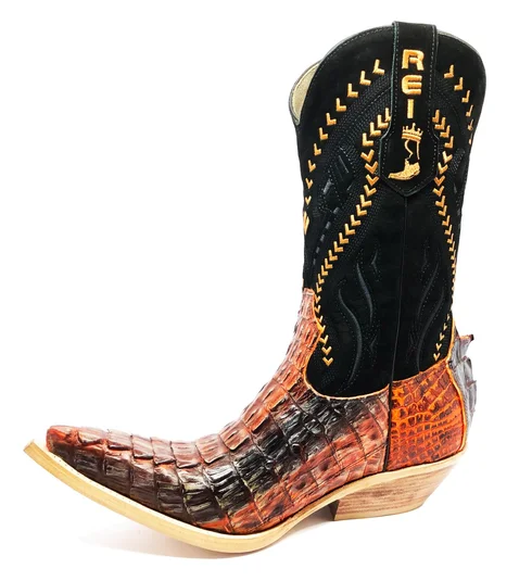 Bota Reizinho Premium Couro De Jacaré Darkness Orange Limited Edition - Cano Alto, Bico Fino, Solado De Couro Artesanal