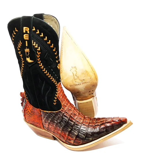 Bota Reizinho Premium Couro De Jacaré Darkness Orange Limited Edition - Cano Alto, Bico Fino, Solado De Couro Artesanal
