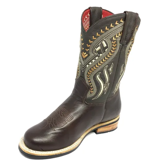 Bota De Couro Bovino Marrom Café - Cano Médio, Bico Redondo, Solado X-Flex Artesanal