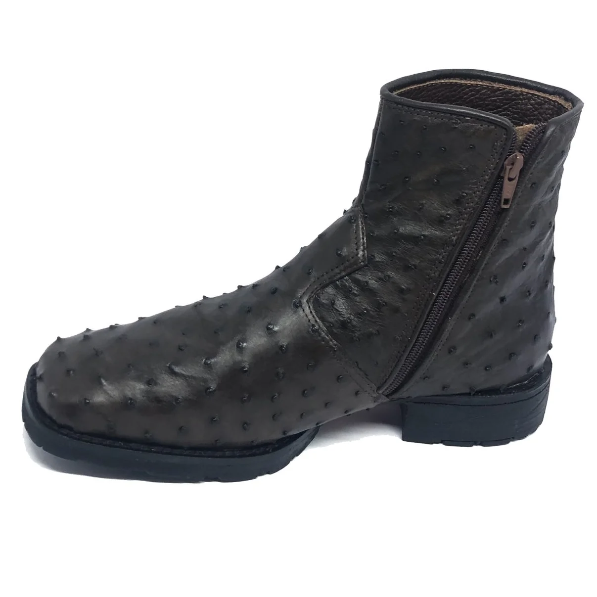 Bota De Couro De Avestruz Cheio Marrom Café - Cano Curto, Bico Quadrado, Solado Flex Comfort
