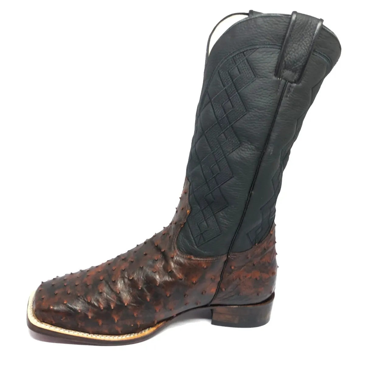 Bota De Couro De Avestruz Cheio BloodWine - Cano Alto, Bico Quadrado, Solado De Couro Artesanal
