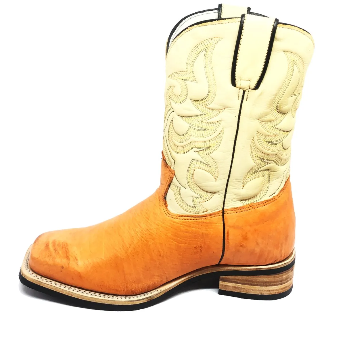 Bota De Couro De Barriga De Avestruz Conhaque - Cano Médio, Bico Quadrado, Solado X-Flex Artesanal