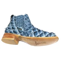 Bota Texana de Couro Legítimo de Pirarucu Light Blue - Cano Curto, Bico Quadrado - Solado de Couro Artesanal - imagem 5