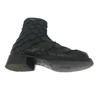 Bota Texana de Couro Legítimo de Pirarucu Preto - Cano Curto, Bico Redondo - Solado de Couro Artesanal - imagem 5