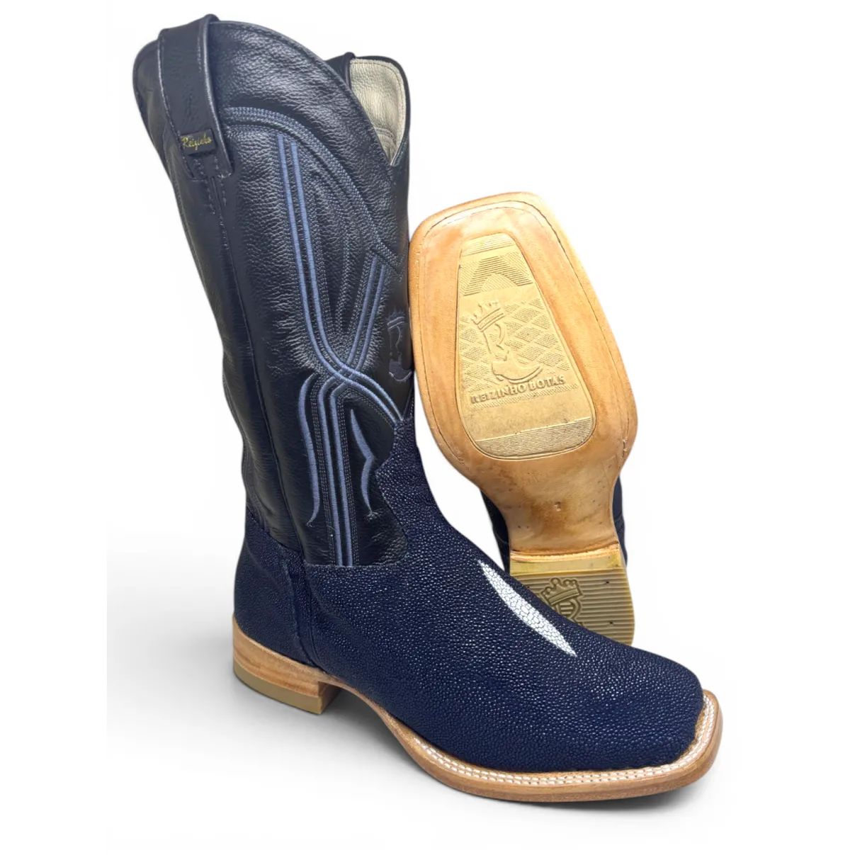 Bota Texana Reizinho Premium de Couro Legítimo de Arraia Deep Blue LIMITED EDITION - Cano Alto, Bico Quadrado - Solado de Couro Artesanal Injetado