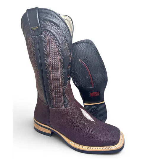 Bota Texana Reizinho Premium de Couro Legítimo de Arraia Marrom Café LIMITED EDITION - Cano Alto, Bico Quadrado - Solado X-Flex Artesanal