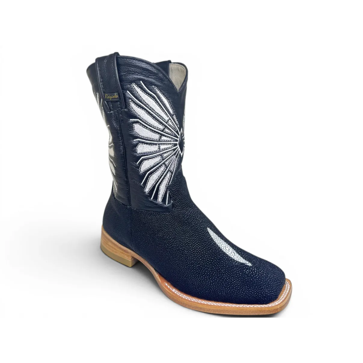 Bota Texana Reizinho Premium de Couro Legítimo de Arraia Preta LIMITED EDITION - Cano Médio, Bico Quadrado - Solado de Couro Artesanal Injetado