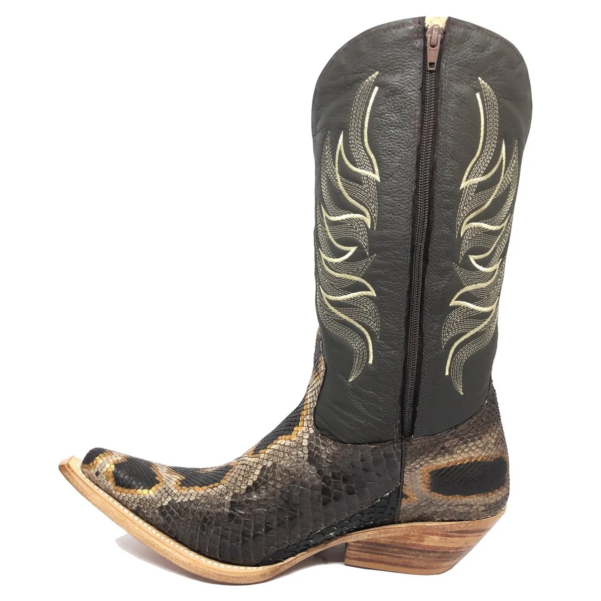 Bota Texana Reizinho Premium de Couro Legítimo de Cobra Python Brown Crafts LIMITED EDITION - Cano Alto, Bico Fino - Solado de Couro Artesanal