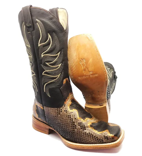 Bota Texana Reizinho Premium de Couro Legítimo de Cobra Python Brown Crafts LIMITED EDITION - Cano Alto, Bico Quadrado - Solado de Couro Artesanal