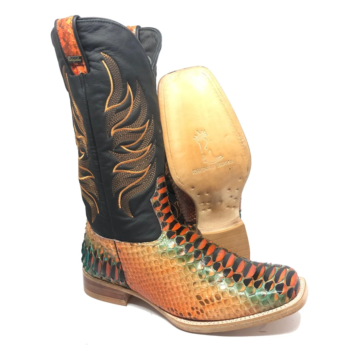 Bota Texana Reizinho Premium de Couro Legítimo de Cobra Python Cassis LIMITED EDITION - Cano Alto, Bico Quadrado - Solado de Couro Artesanal