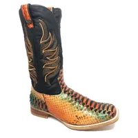 Bota Texana Reizinho Premium de Couro Legítimo de Cobra Python Cassis LIMITED EDITION - Cano Alto, Bico Quadrado - Solado de Couro Artesanal - imagem 3